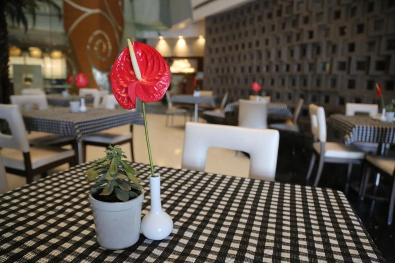 Hotel The Regenza By Tunga Navi Mumbai Zewnętrze zdjęcie